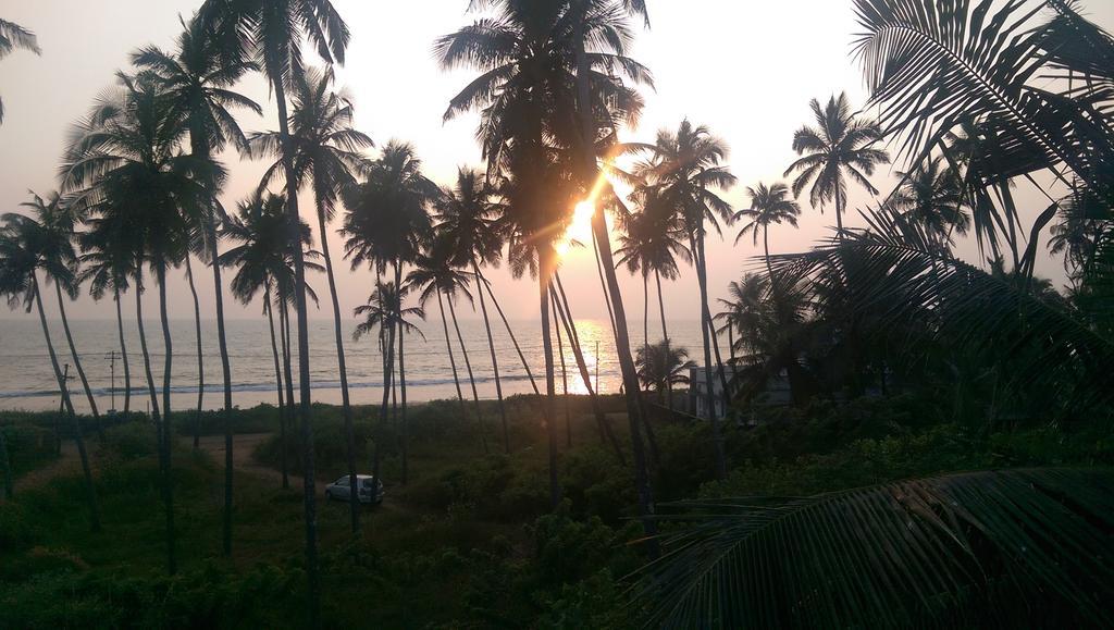 Sun N Tan Beach Home Stay Kannur Esterno foto
