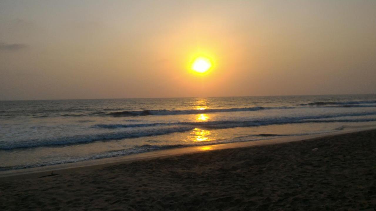 Sun N Tan Beach Home Stay Kannur Esterno foto